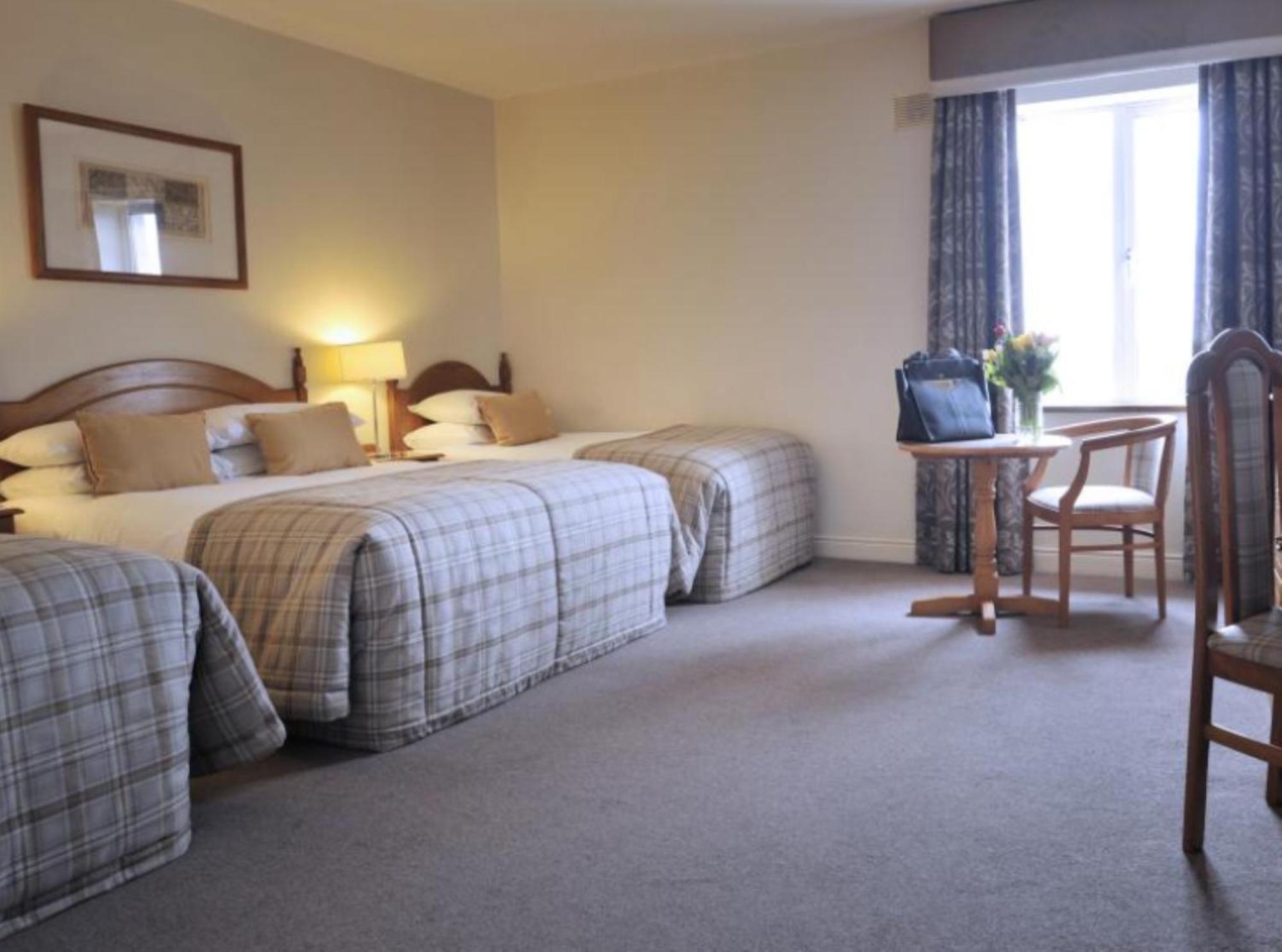 Temple Gate Hotel Ennis Dış mekan fotoğraf