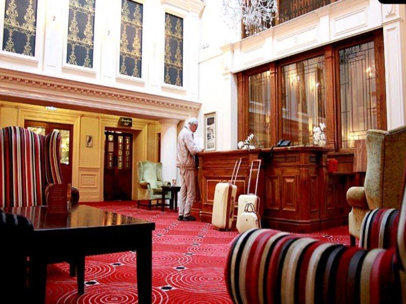 Temple Gate Hotel Ennis Dış mekan fotoğraf