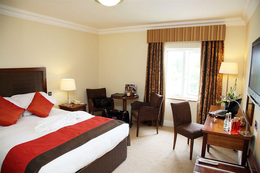 Temple Gate Hotel Ennis Dış mekan fotoğraf
